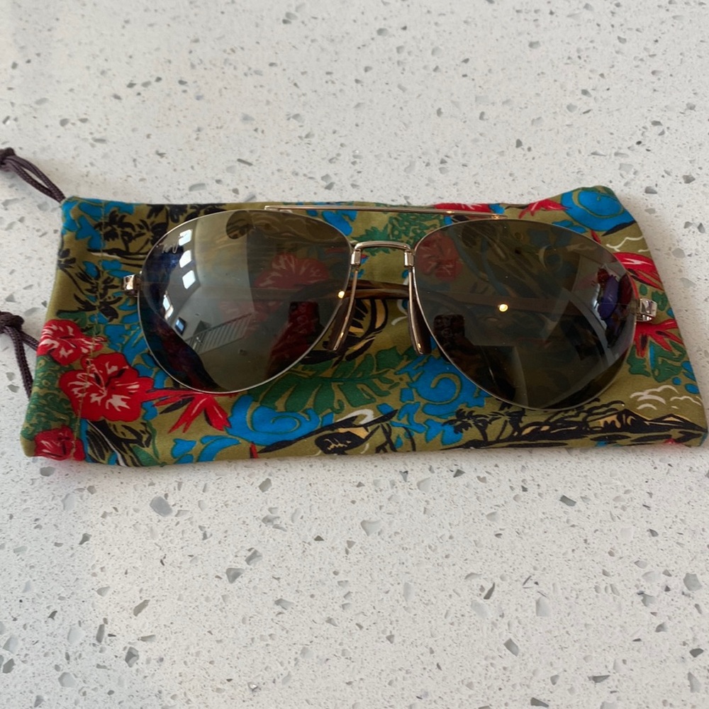 Maui Jim’s womens sun glasses